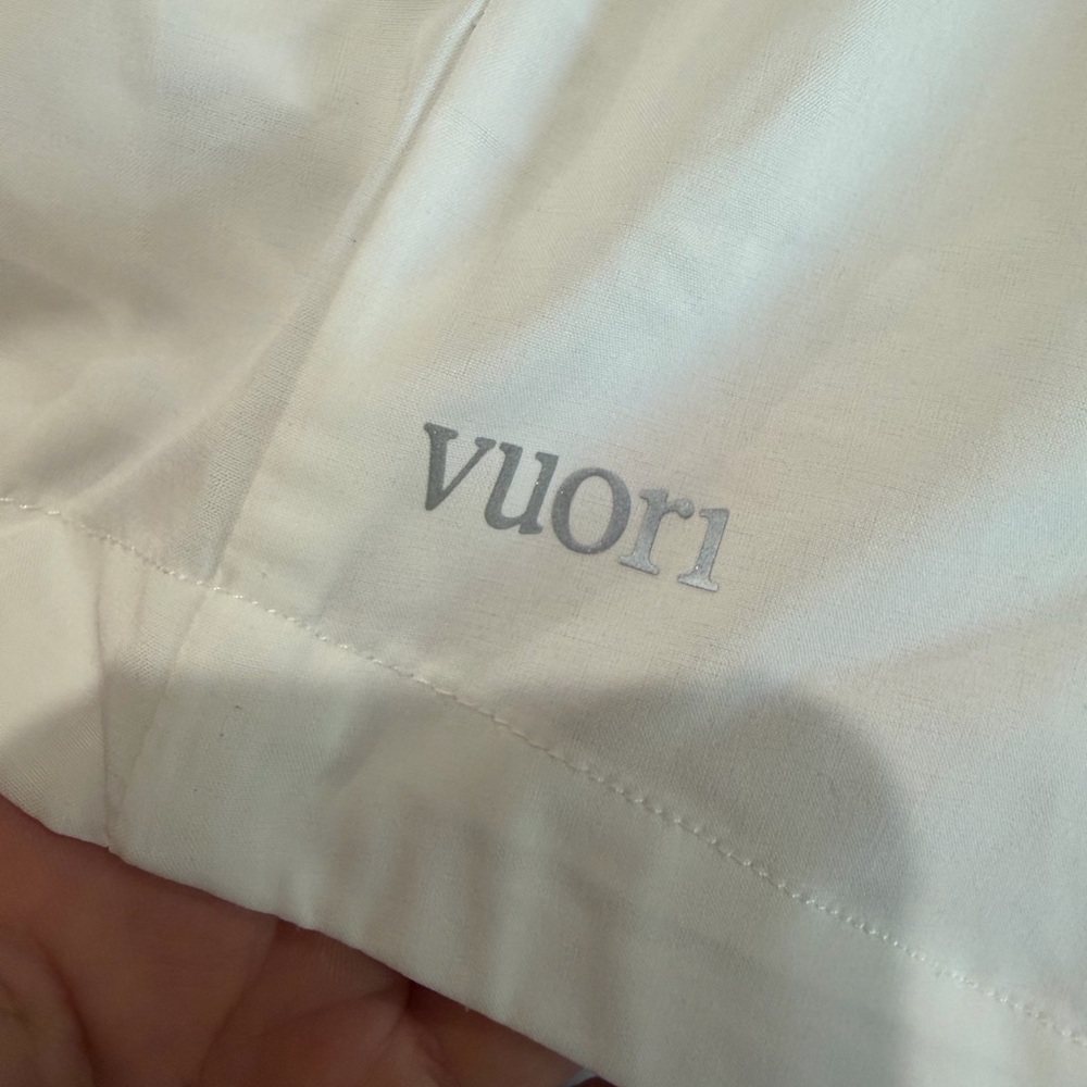 Vuori White Packable Zip Jacket - image 4